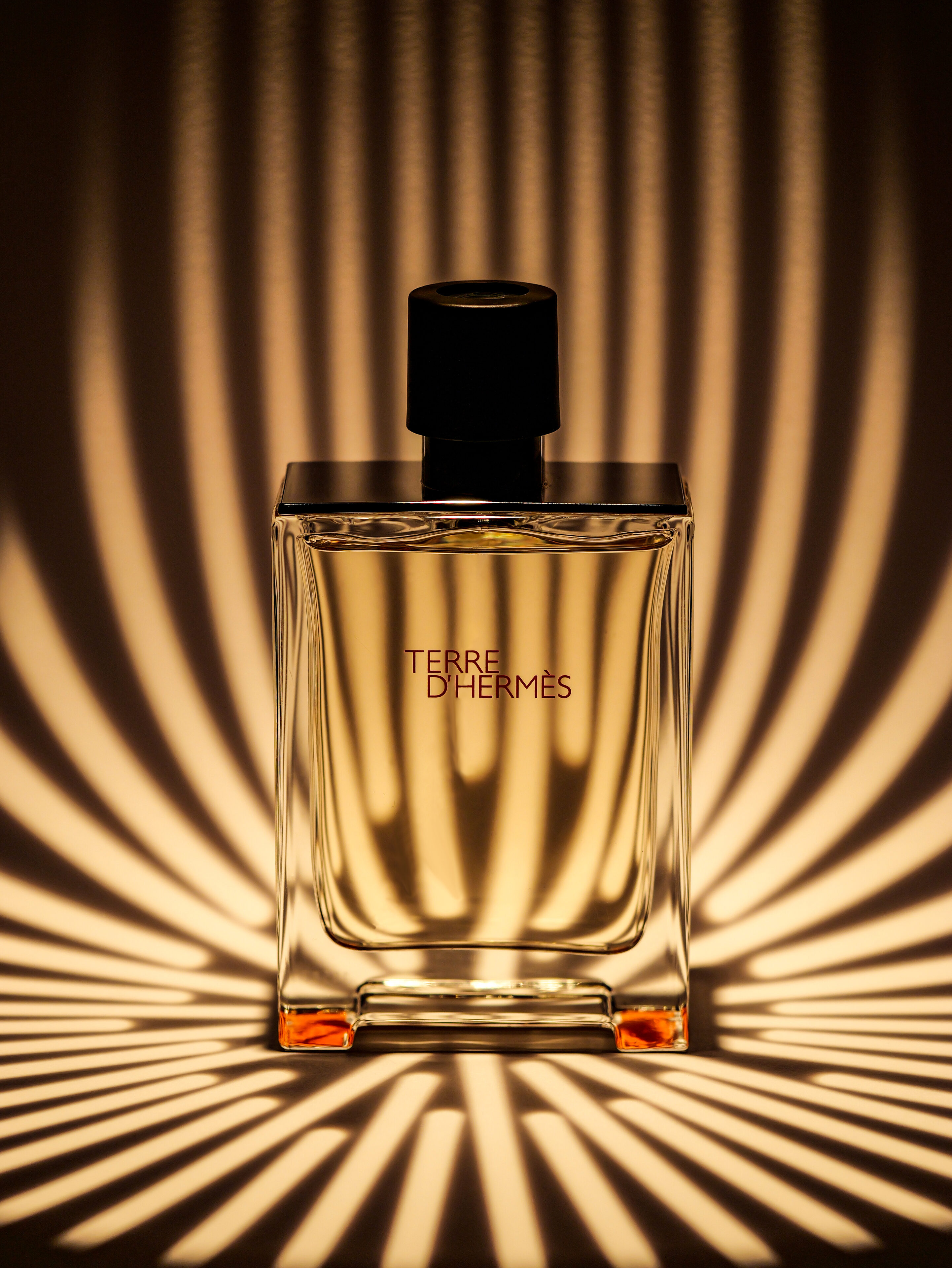 Packshot cosmétique luxe — Studio Kassem Paris